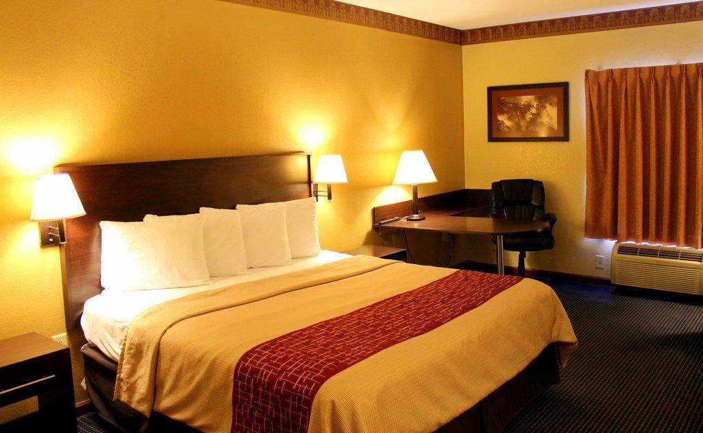 Red Roof Inn Atlanta Southeast Стокбридж Екстериор снимка
