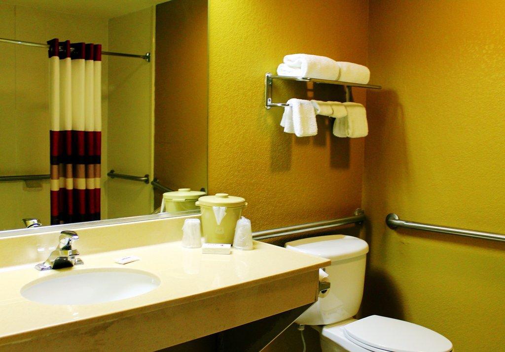 Red Roof Inn Atlanta Southeast Стокбридж Екстериор снимка