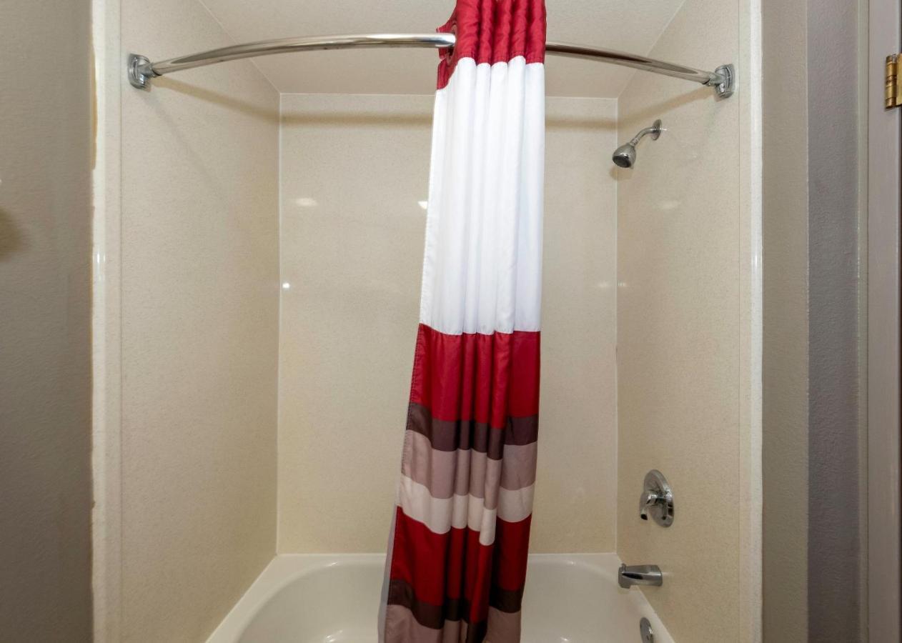 Red Roof Inn Atlanta Southeast Стокбридж Екстериор снимка