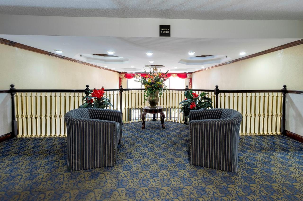 Red Roof Inn Atlanta Southeast Стокбридж Екстериор снимка