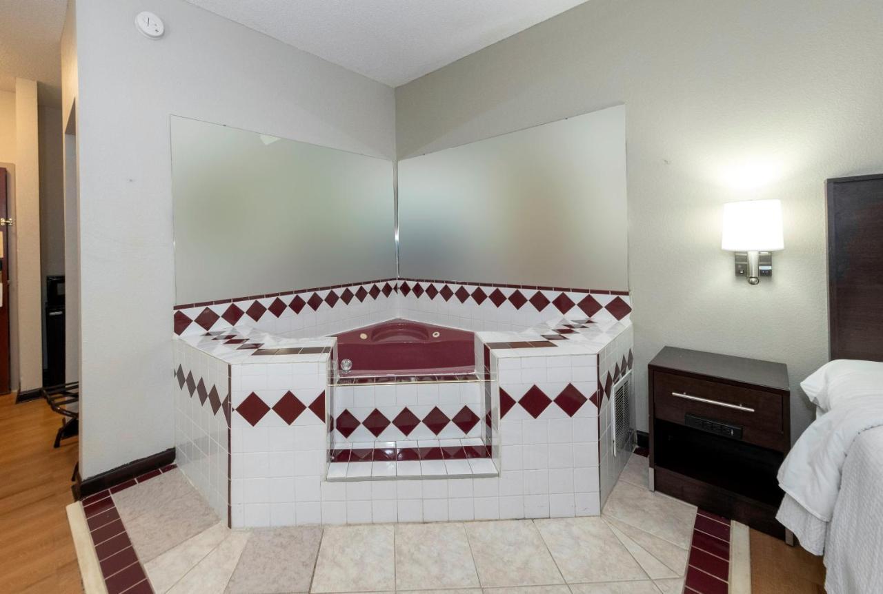 Red Roof Inn Atlanta Southeast Стокбридж Екстериор снимка